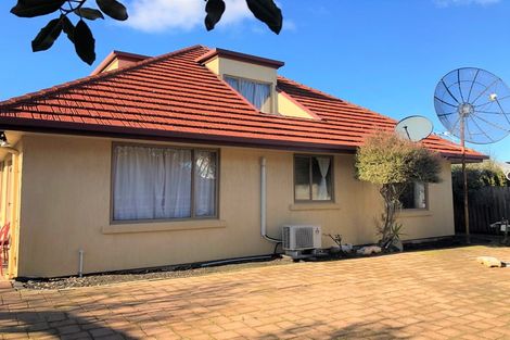 Photo of property in 52 Blue Gum Place, New Brighton, Christchurch, 8083