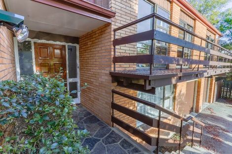 Photo of property in 92 Clyde Road, Ilam, Christchurch, 8041