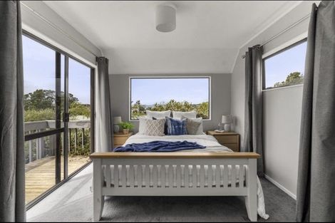 Photo of property in 2/24 Hastings Road, Mairangi Bay, Auckland, 0630