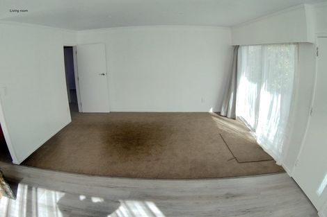 Photo of property in 1/163 View Road, Sunnyvale, Auckland, 0612