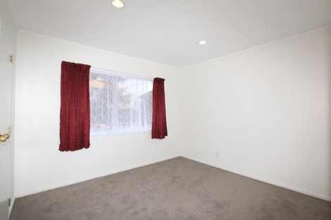 Photo of property in 19 Mt Blanc Place, Northpark, Auckland, 2013