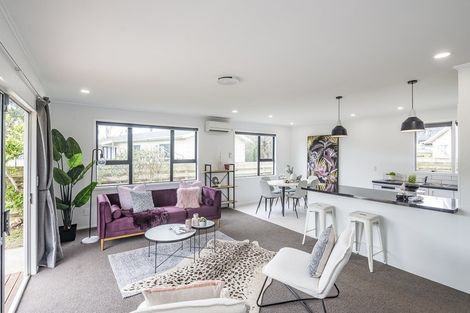 Photo of property in 14b Cypress Grove, Paraparaumu, 5032