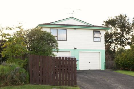 Photo of property in 10 Broadview Place, Howick, Auckland, 2014