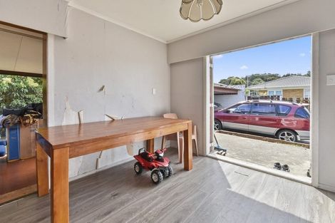 Photo of property in 93a Great South Road, Manurewa, Auckland, 2102