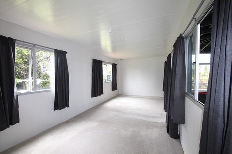 Photo of property in 70 Ackworth Road, Lepperton, New Plymouth, 4373