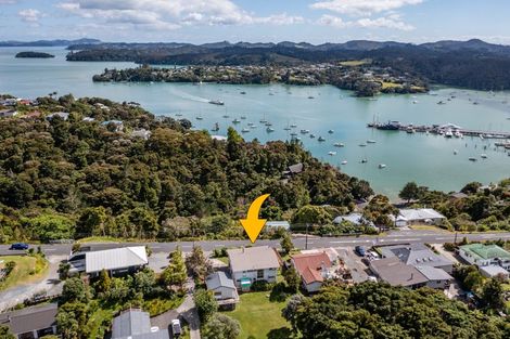 Photo of property in 18 Franklin Street, Opua, 0200