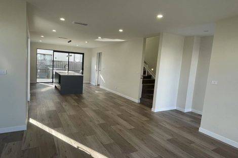 Photo of property in 6 Babos Avenue, Kumeu, 0810