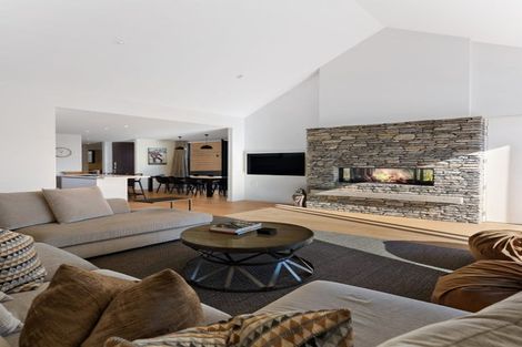 Photo of property in 4 Stockyard Lane, Jacks Point, Queenstown, 9371