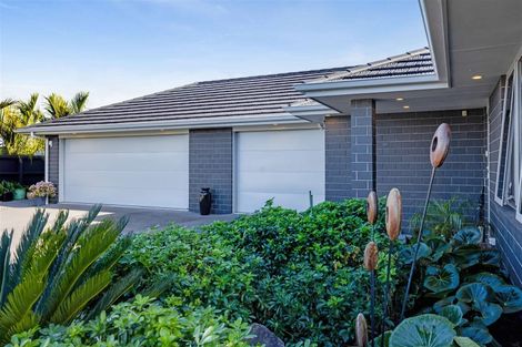 Photo of property in 15 Keene Drive, Bell Block, New Plymouth, 4312