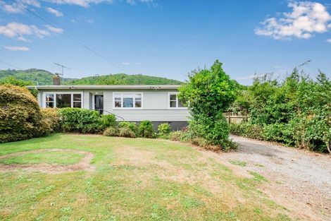 Photo of property in 5 Winara Avenue, Waikanae, 5036