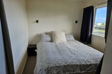 Photo of property in 1 Point Road, Mokau, 4376