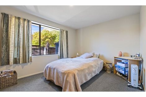 Photo of property in 32b Laing Crescent, Heathcote Valley, Christchurch, 8022