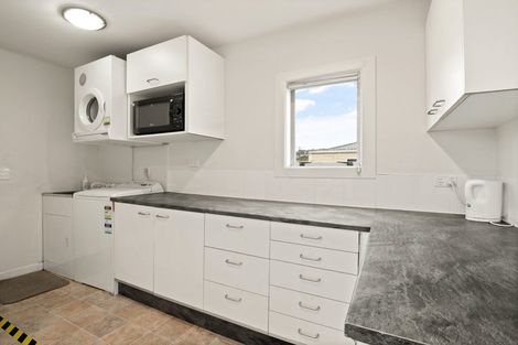 Photo of property in 195 Macandrew Road, South Dunedin, Dunedin, 9012