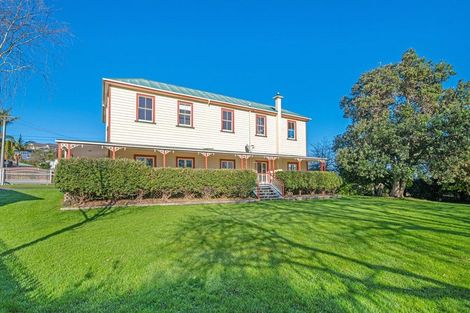 Photo of property in 14 Nelson Street, Helensville, 0800