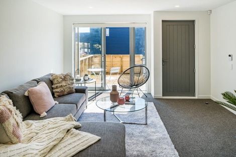 Photo of property in 2/36 Tacy Street, Kilbirnie, Wellington, 6022