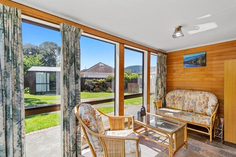 Photo of property in 1/268 Main Road, Tawa, Wellington, 5028
