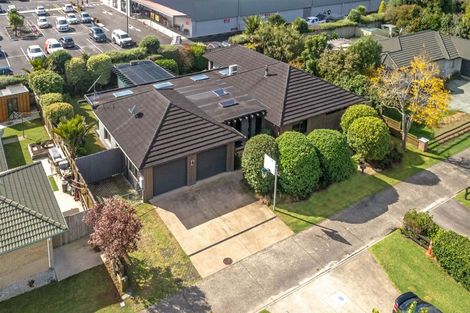 Photo of property in 13 Tudor Grove, Whitianga, 3510