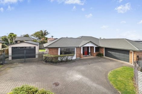 Photo of property in 9 Dan Bryant Place, Pukekohe, 2120