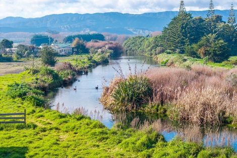 Photo of property in 34 Kapiti Lane, Otaki Beach, Otaki, 5512