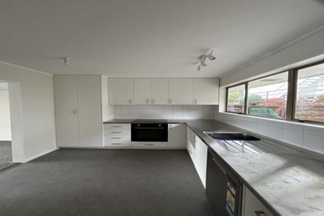 Photo of property in 2/13 Upper Bourke Street, Kilbirnie, Wellington, 6022