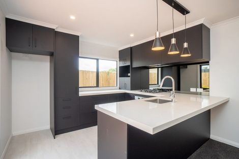 Photo of property in 8 Roberts Line, Kelvin Grove, Palmerston North, 4414