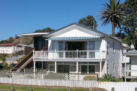 Photo of property in 32 The Terrace, Waihi Beach, 3611