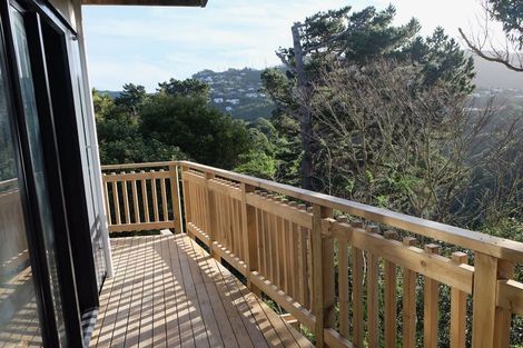 Photo of property in 132 Wadestown Road, Wadestown, Wellington, 6012