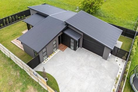 Photo of property in 126 Churcher Street, Maewa, Feilding, 4702