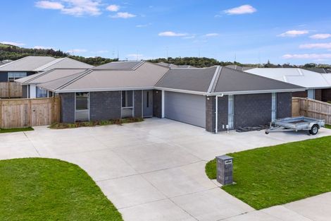 Photo of property in 130 Hillpark Drive, Pokeno, 2402