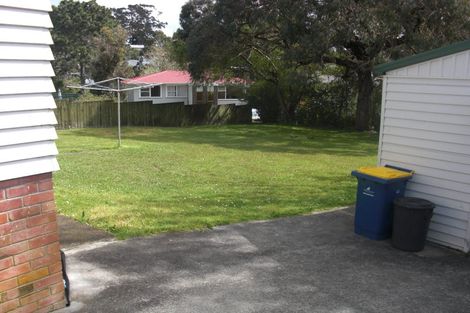 Photo of property in 83 Barrys Road, Glendene, Auckland, 0602