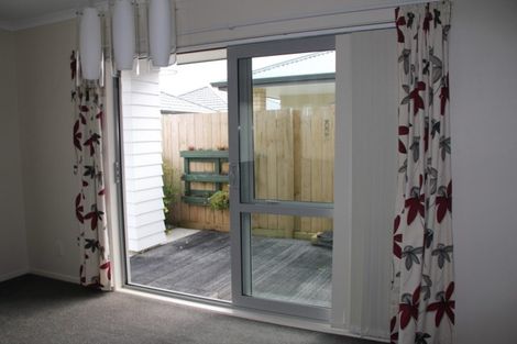 Photo of property in 15 Te Toru Street, Taita, Lower Hutt, 5011