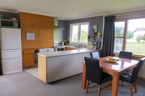 Photo of property in 16 Lorne Dacre Road, Lorneville, Invercargill, 9876