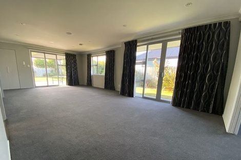 Photo of property in 40 Shearwater Drive, Woolston, Christchurch, 8023