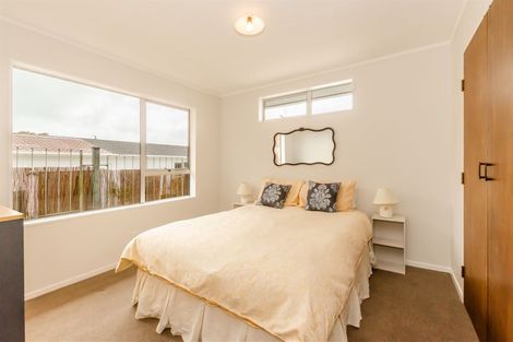 Photo of property in 70b Eatwell Avenue, Paraparaumu Beach, Paraparaumu, 5032
