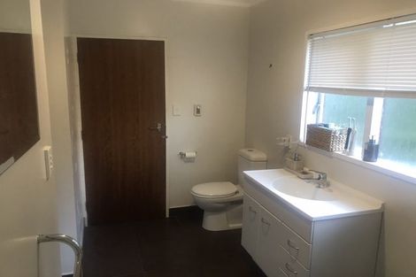 Photo of property in 53 Chartwell Drive, Crofton Downs, Wellington, 6035