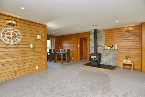 Photo of property in 194 Fishers Road, Loburn, Rangiora, 7473