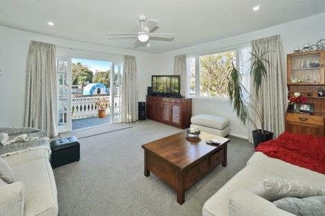 Photo of property in 33 Dunlop Road, Te Puke, 3119