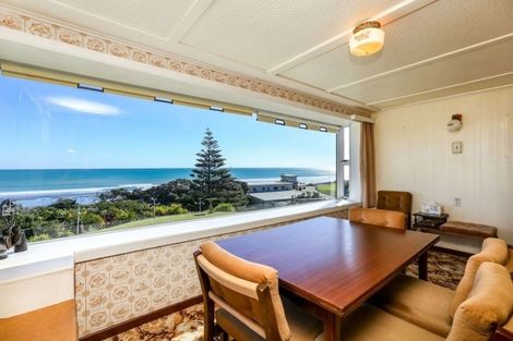 Photo of property in 2a Beach Street, Fitzroy, New Plymouth, 4312