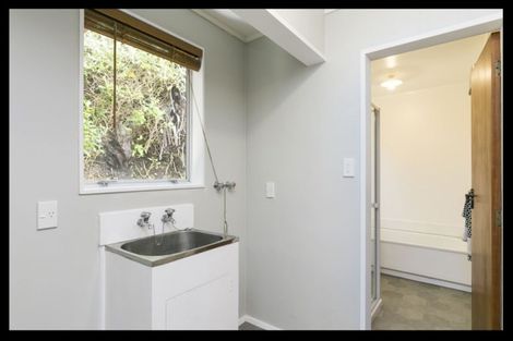 Photo of property in 16b Govind Grove, Ngaio, Wellington, 6035