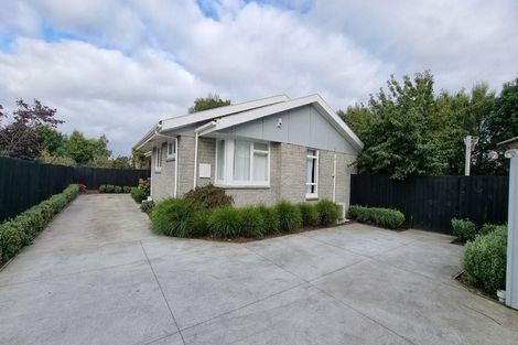 Photo of property in 2a Curzon Place, Parklands, Christchurch, 8083