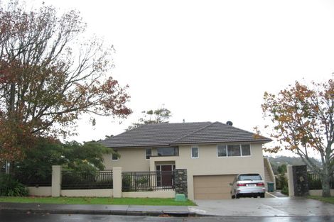 Photo of property in 4 Seymour Road, Mellons Bay, Auckland, 2014