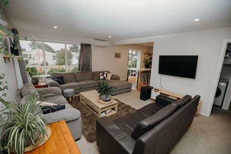 Photo of property in 92 Roberta Drive, Somerfield, Christchurch, 8024