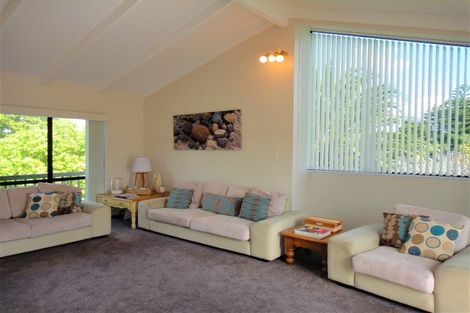 Photo of property in 136 One Tree Point Road, One Tree Point, 0118