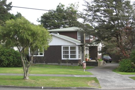 Photo of property in 8 Tawhai Street, Stokes Valley, Lower Hutt, 5019