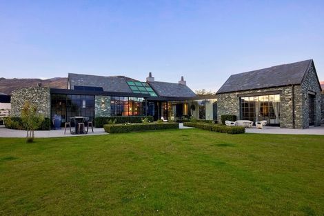 Photo of property in Millbrook Resort, 2 Millvista Lane, Arrowtown, Queenstown, 9371