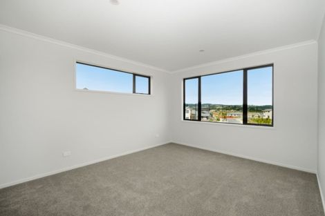 Photo of property in 21d Nellie Drive, Kumeu, 0810