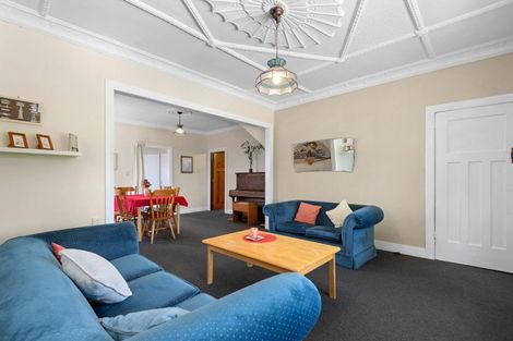 Photo of property in 17 Milverton Avenue, Hokowhitu, Palmerston North, 4410