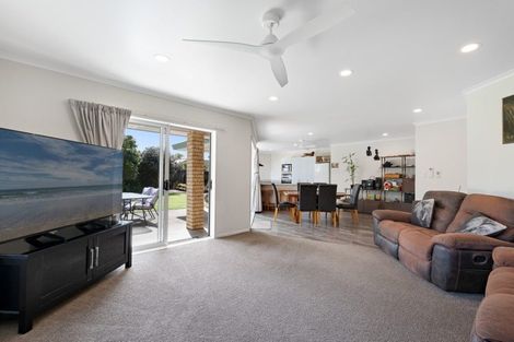 Photo of property in 17 Appaloosa Place, Papamoa Beach, Papamoa, 3118