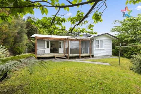 Photo of property in 18 August Avenue, Wainuiomata, Lower Hutt, 5014