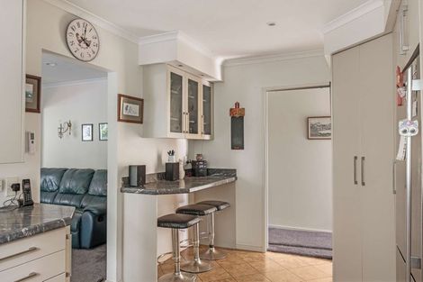 Photo of property in 24 Sunvale Crescent, Whataupoko, Gisborne, 4010